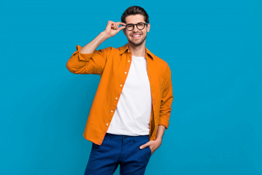 VISION Personalmanagement Mann Brille