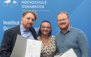 Nach erfolgreicher Ausbildung nun fester Bestandteil des HANSALOG Teams: Timo Niklas Steinberg, Liana Arlinghaus, Simon von Wulfen (v.l.n.r.).